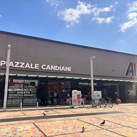 威尼斯mestre市中心新装修独立卫浴阳台双人房 * Venedig